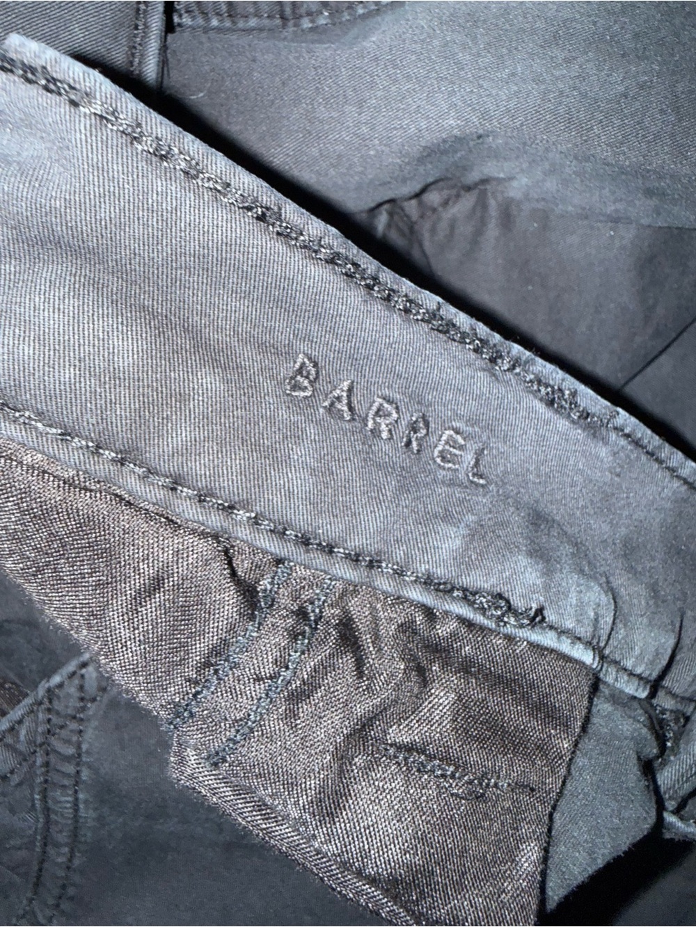 American Eagle Outfitters Black Barrel Cargo Pants - Picture 3 of 5